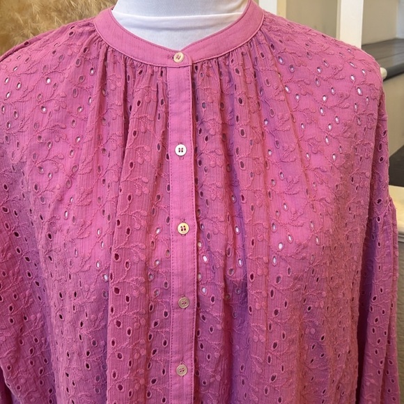 Free People Maddison Eyelet Blouse Button Front Long Sleeve Oversized SZ XS - Picture 3 of 8